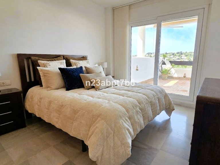 Apartment for Sale in Nueva Andalucía, Malaga 7