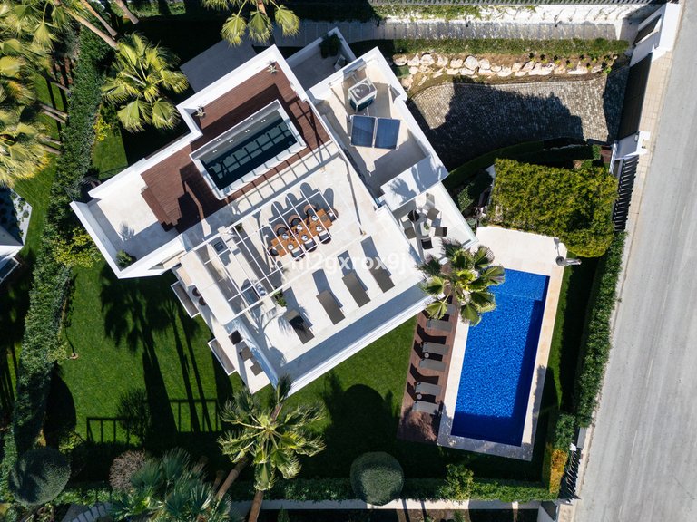 Villa for Sale in The Golden Mile, Malaga 21