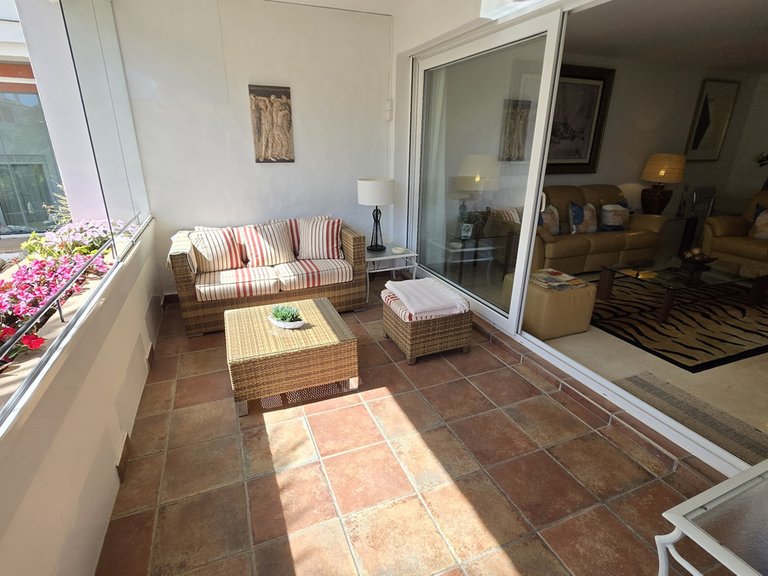 Apartment for Sale in The Golden Mile, Malaga 10