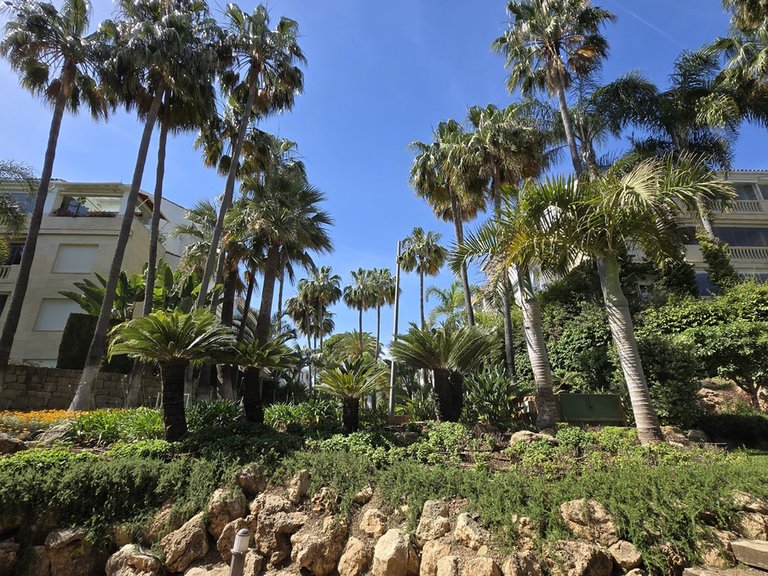 Apartment for Sale in The Golden Mile, Malaga 27