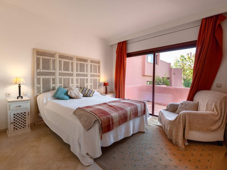 Apartment for Sale in Estepona, Malaga 11
