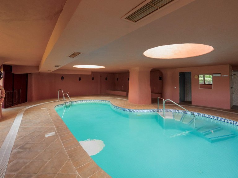 Apartment for Sale in Estepona, Malaga 15