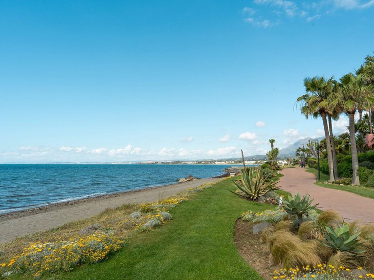 Apartment for Sale in Estepona, Malaga 28