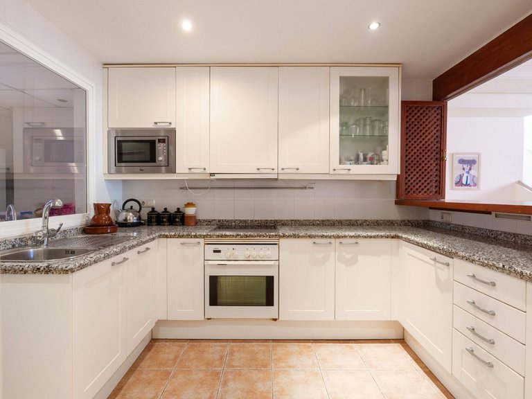 Apartment for Sale in Estepona, Malaga 4