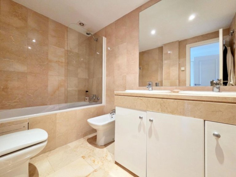 Apartment for Sale in Casares, Malaga 10