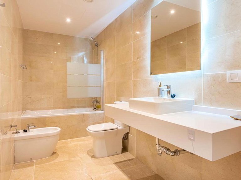 Villa for Sale in Marbella, Malaga 11