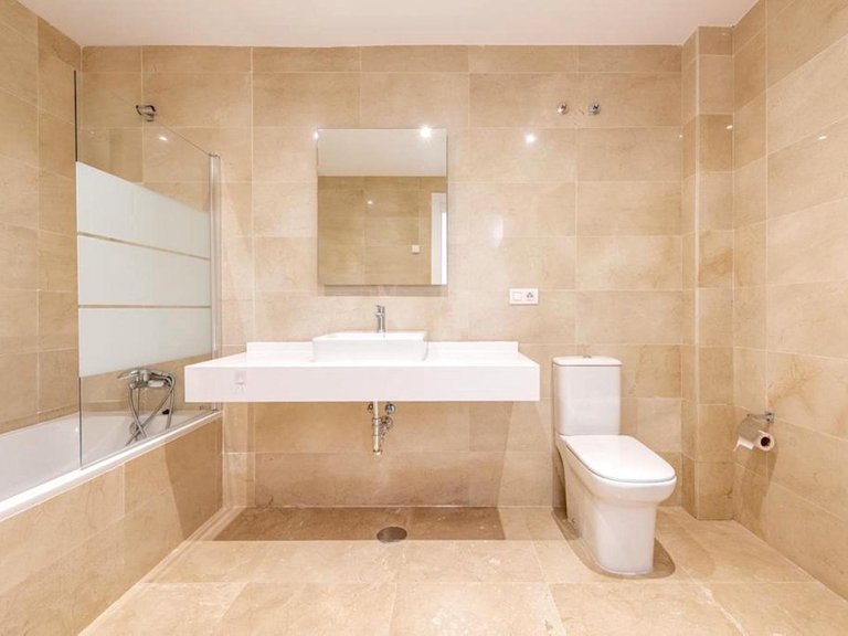 Villa for Sale in Marbella, Malaga 14