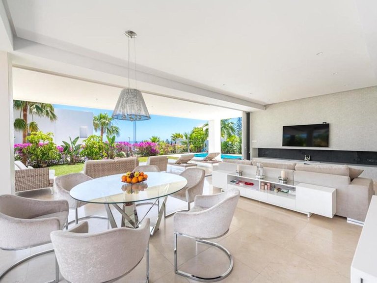 Villa for Sale in Marbella, Malaga 20