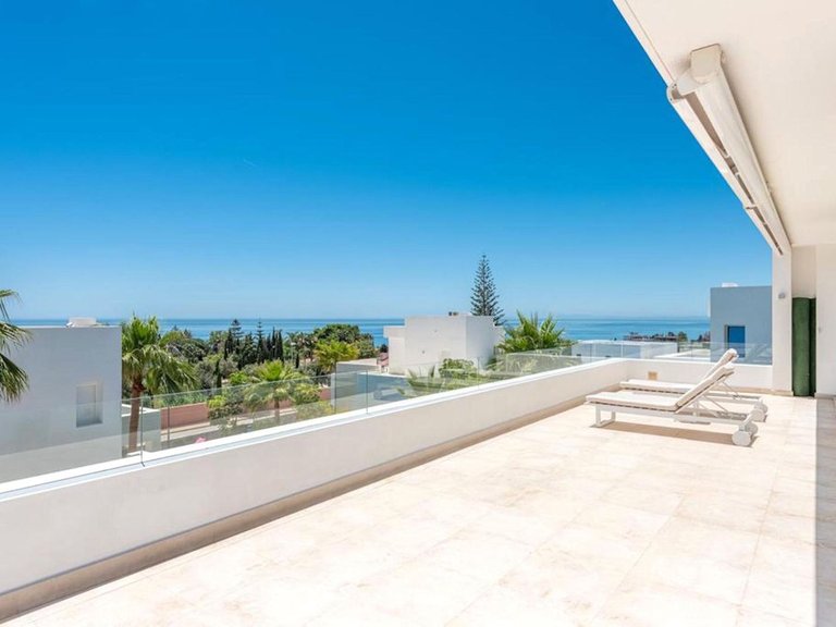 Villa for Sale in Marbella, Malaga 7