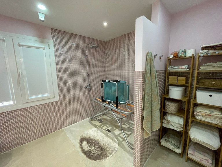 Villa for Sale in Estepona, Malaga 23