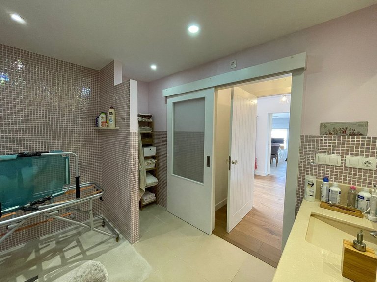 Villa for Sale in Estepona, Malaga 25