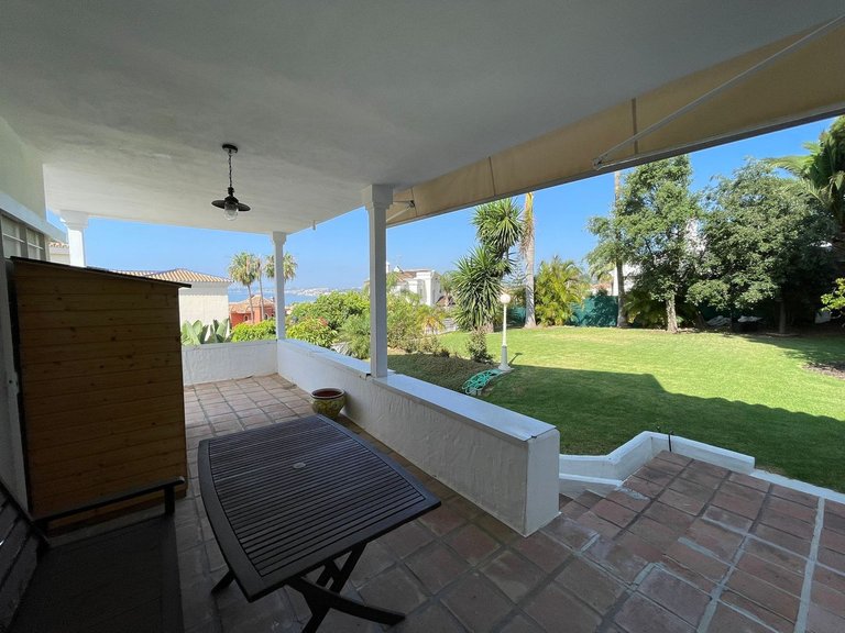 Villa for Sale in Estepona, Malaga 42
