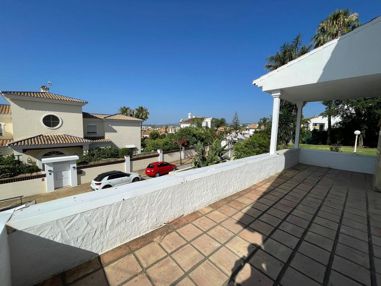 Villa for Sale in Estepona, Malaga 44