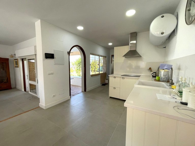 Villa for Sale in Estepona, Malaga 9
