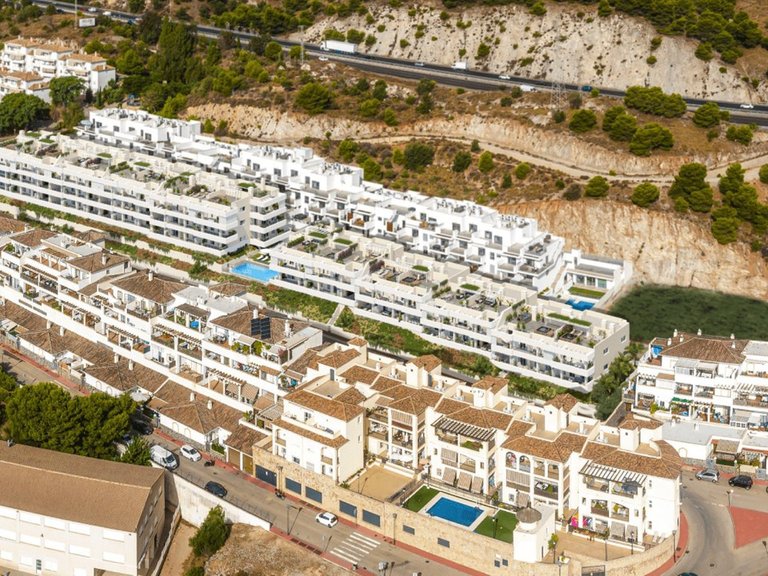 Apartment for Sale in Benalmadena, Malaga 4