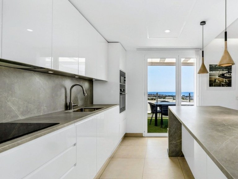 Apartment for Sale in Altos De Los Monteros, Malaga 10