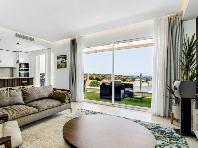 Apartment for Sale in Altos De Los Monteros, Malaga 6
