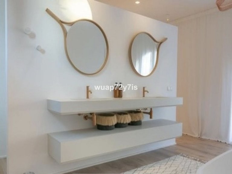 Villa for Sale in Guadalmina Alta, Malaga 18