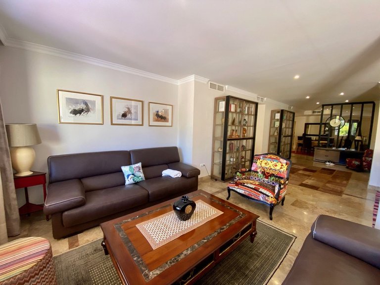 Apartment for Sale in The Golden Mile, Malaga 6
