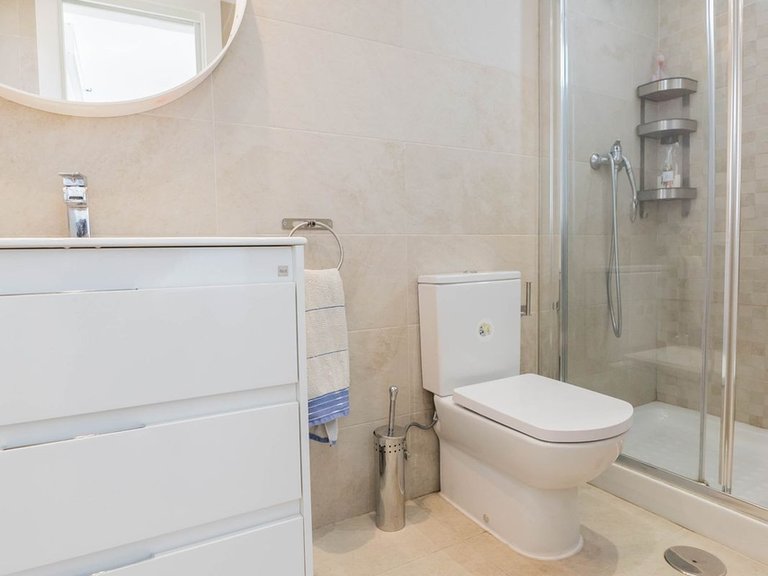 Villa for Sale in Calahonda, Malaga 38