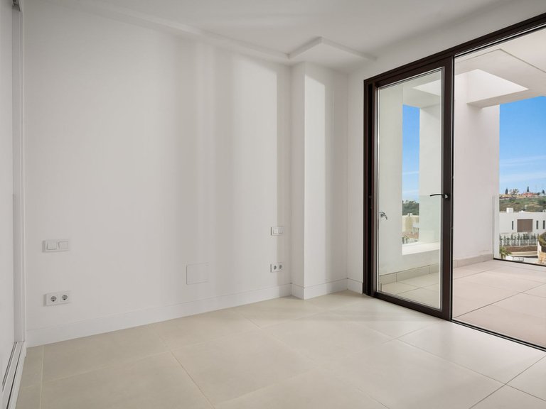 Apartment for Sale in Fuengirola, Malaga 15