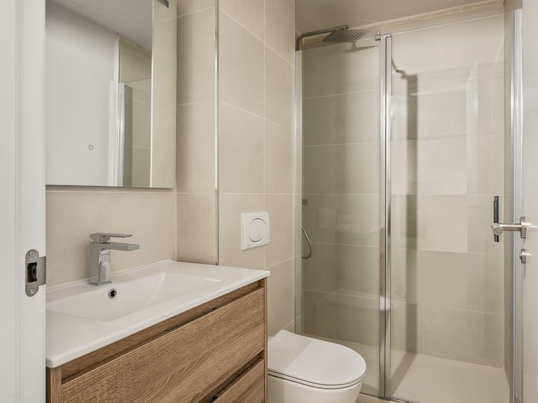 Apartment for Sale in Fuengirola, Malaga 18