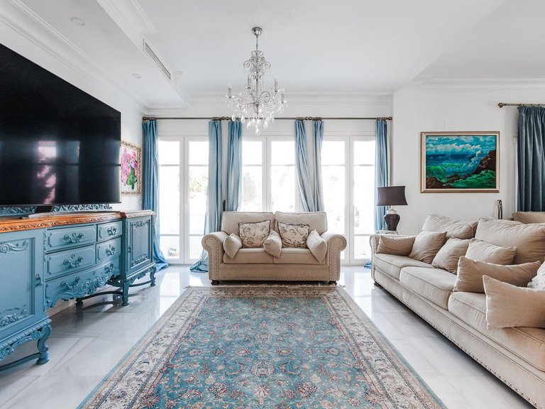 Villa for Sale in Marbella, Malaga 16