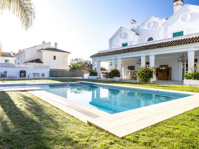 Villa for Sale in Marbella, Malaga 23