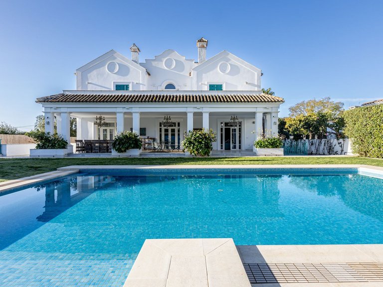 Villa for Sale in Marbella, Malaga 26