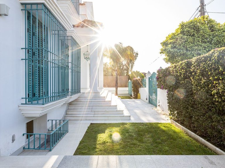 Villa for Sale in Marbella, Malaga 29