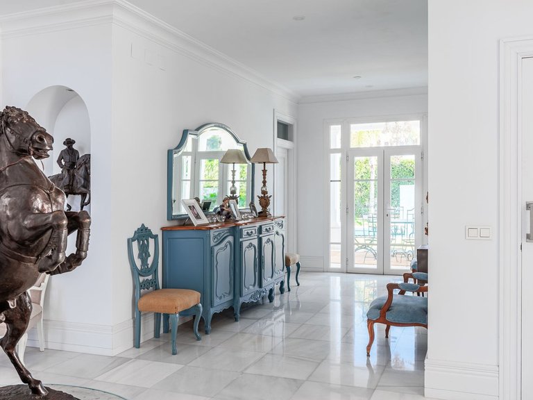 Villa for Sale in Marbella, Malaga 38