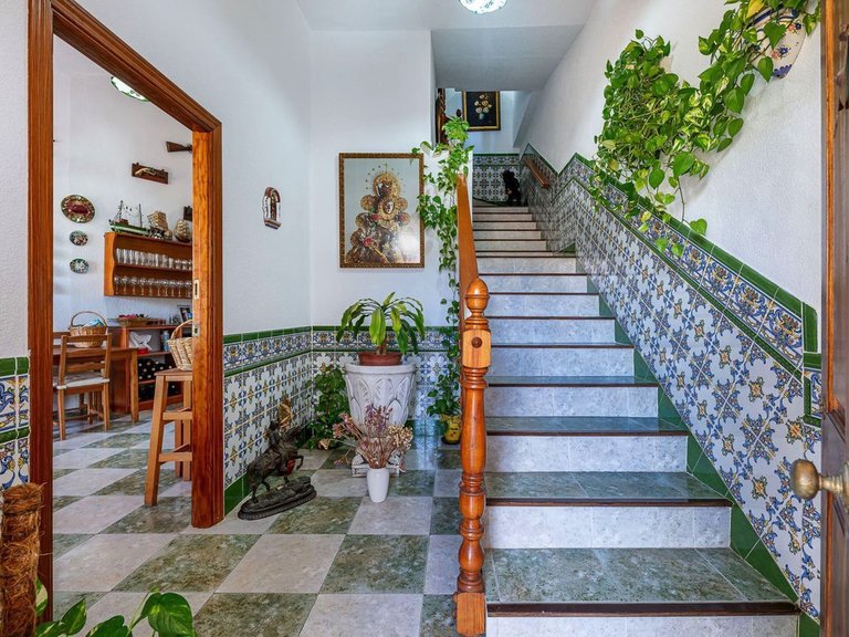 Villa for Sale in Benalmadena, Malaga 5