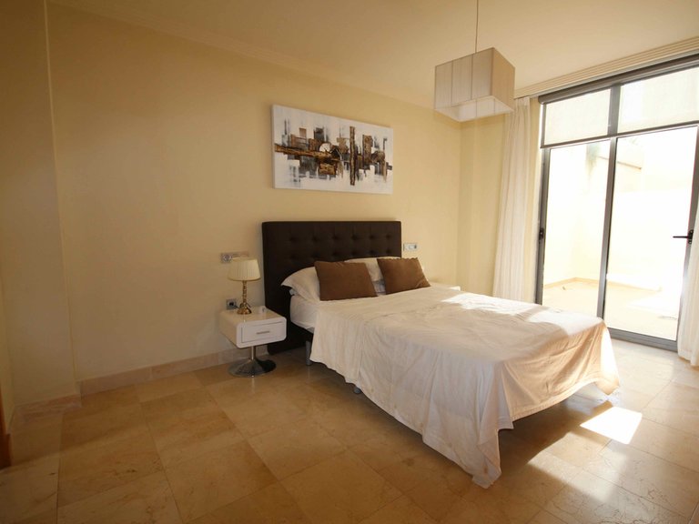 Apartment for Sale in Los Flamingos, Malaga 10