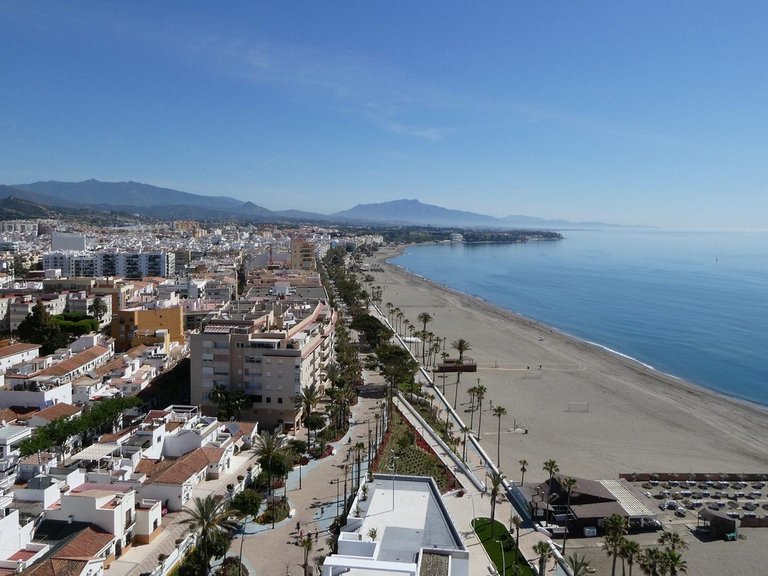 Apartment for Sale in Los Flamingos, Malaga 16
