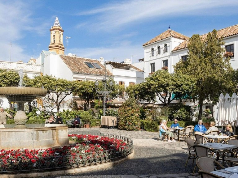 Apartment for Sale in Los Flamingos, Malaga 19