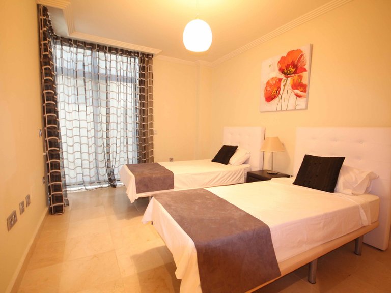 Apartment for Sale in Los Flamingos, Malaga 5