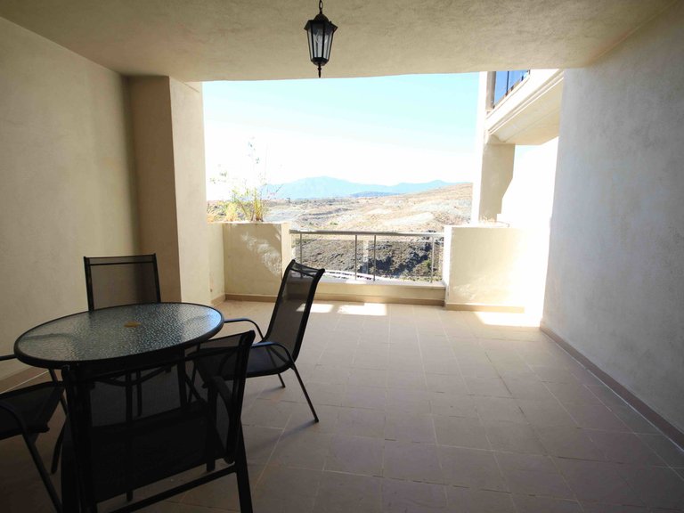 Apartment for Sale in Los Flamingos, Malaga 9