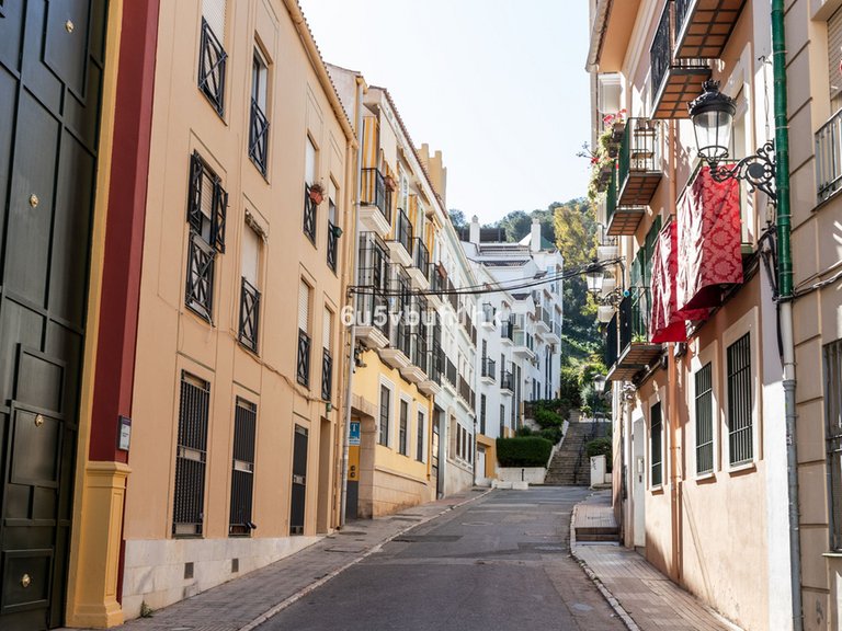 Apartment for Sale in Málaga, Malaga 16