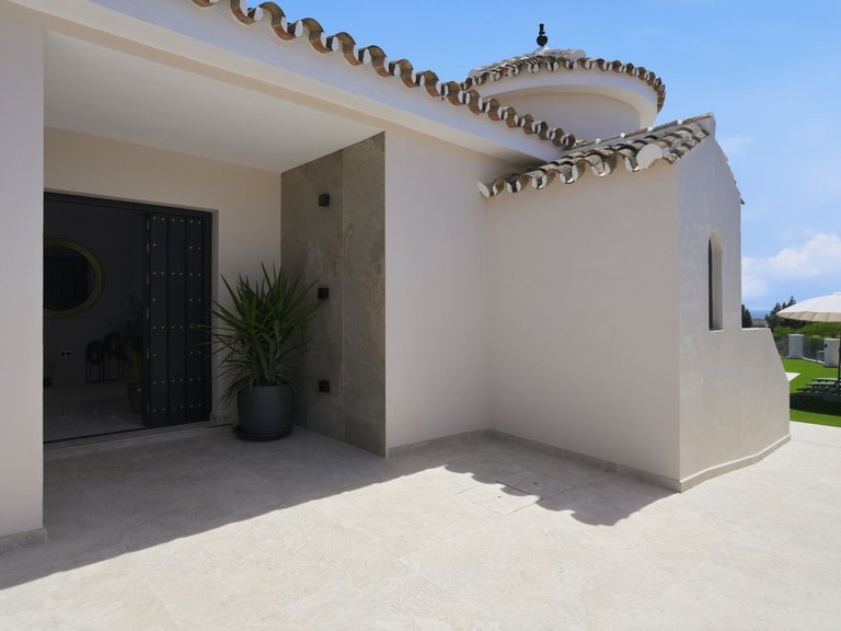 Villa for Sale in El Chaparral, Malaga 21