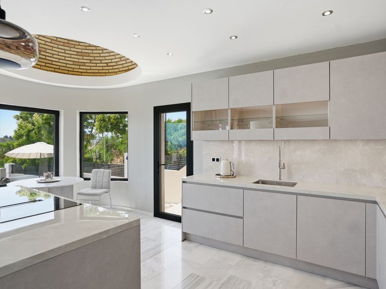 Villa for Sale in El Chaparral, Malaga 44
