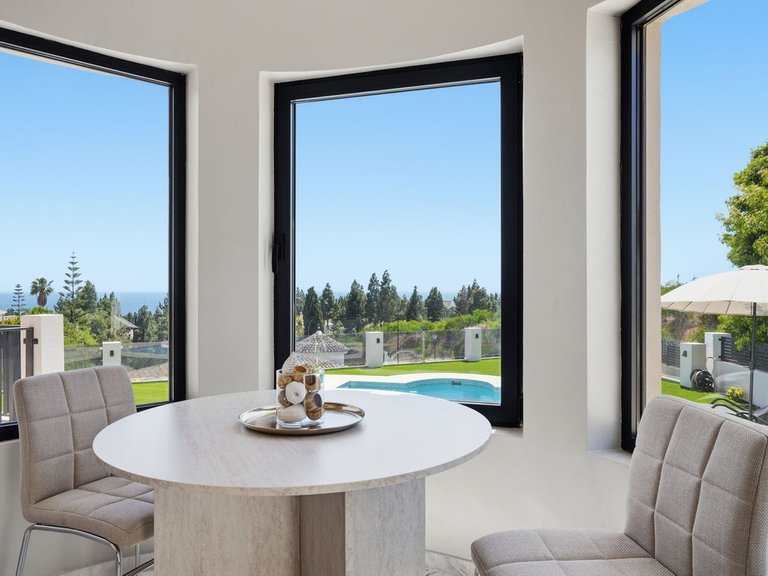 Villa for Sale in El Chaparral, Malaga 7