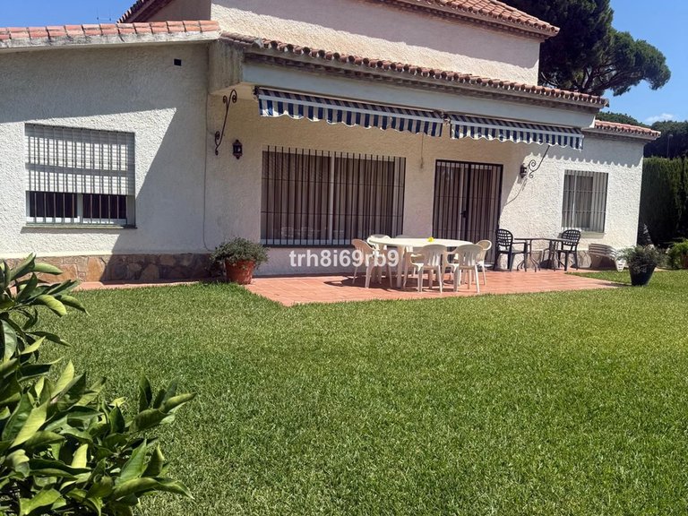 Villa for Sale in Benamara, Malaga 1