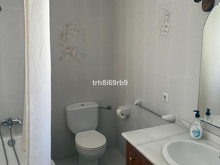 Villa for Sale in Benamara, Malaga 28