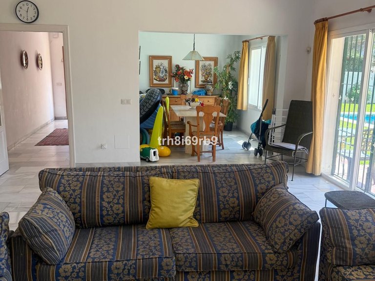 Villa for Sale in Benamara, Malaga 3