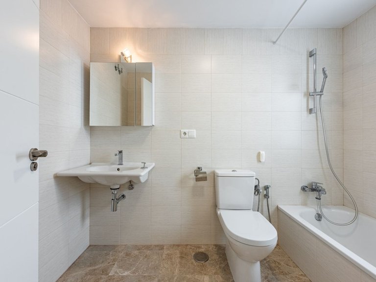 Villa for Sale in Nueva Andalucía, Malaga 18