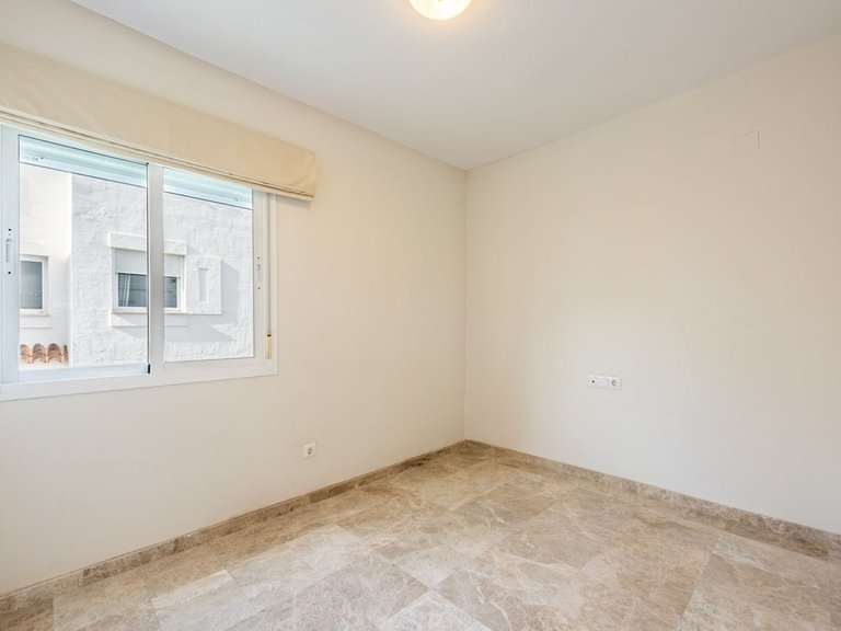 Villa for Sale in Nueva Andalucía, Malaga 6