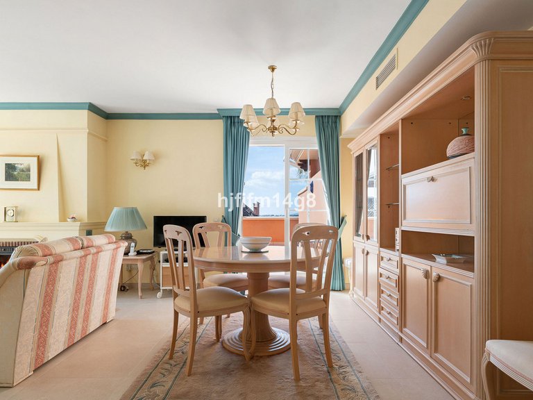 Apartment for Sale in Nueva Andalucía, Malaga 7