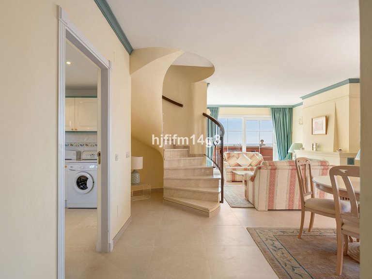 Apartment for Sale in Nueva Andalucía, Malaga 8