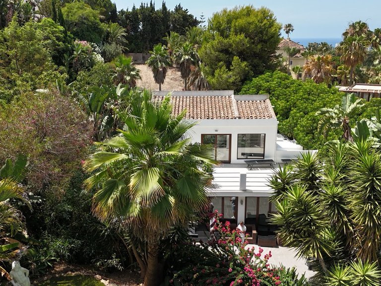 Villa for Sale in El Rosario, Malaga 23