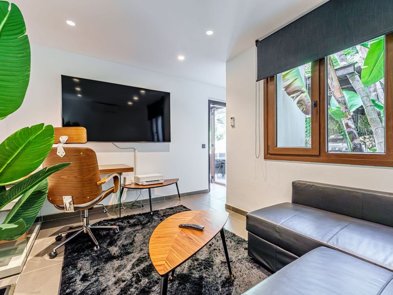 Villa for Sale in El Rosario, Malaga 25